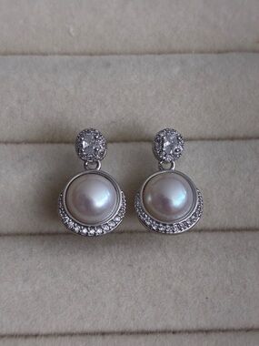 Classic Pearl Halo Drop Earrings Silver Tone Crystal Freshwater Pearl